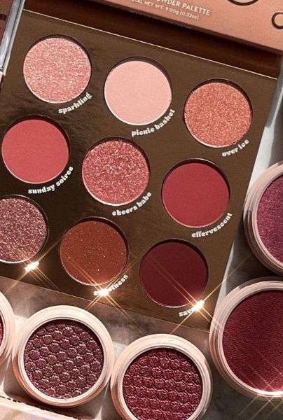 ColourPop lanza ''By The Rosé'', una nueva colección de cosméticos