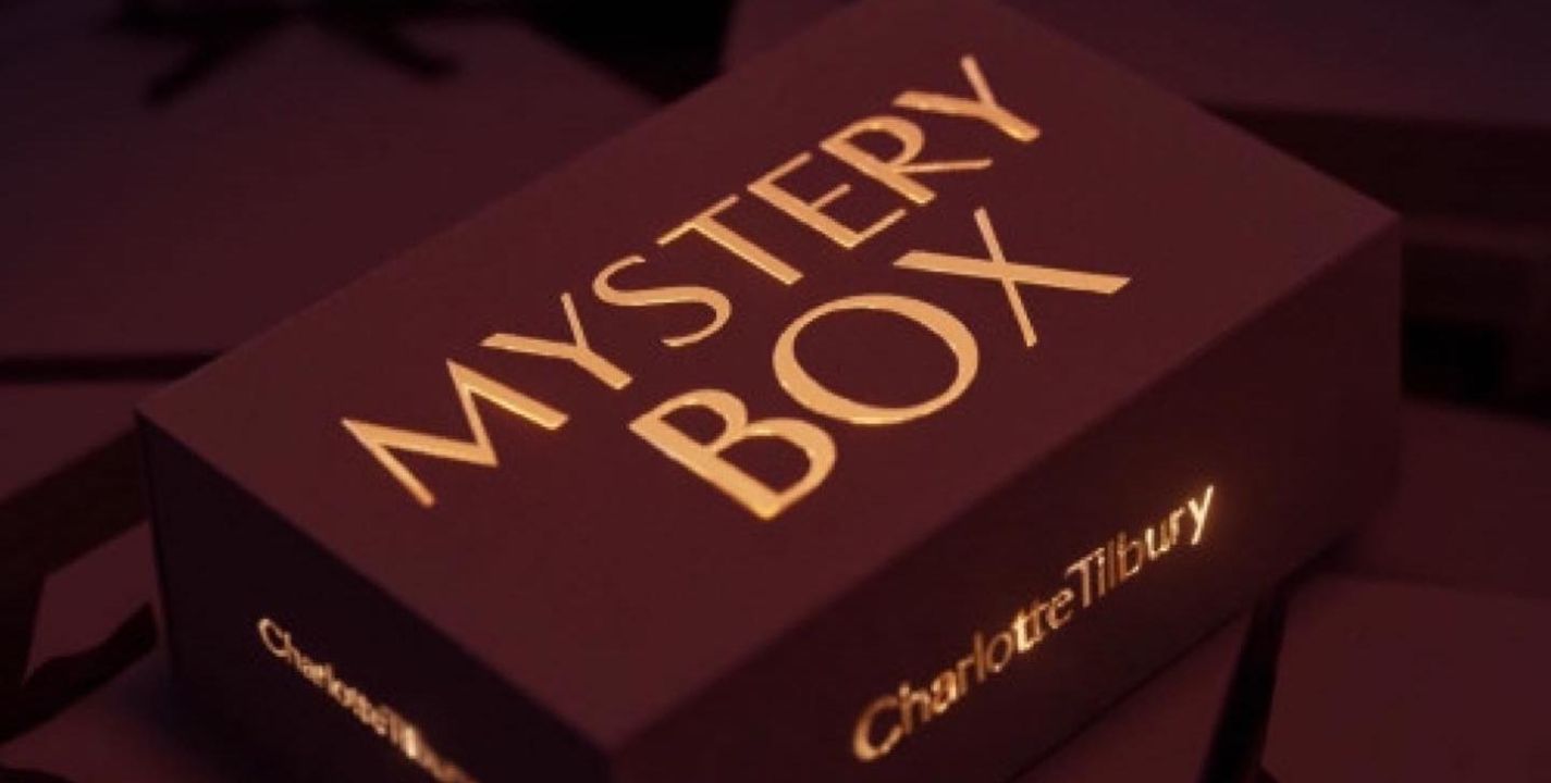 Charlotte Tilbury lanza ''caja sorpresa'' con sus productos más populares