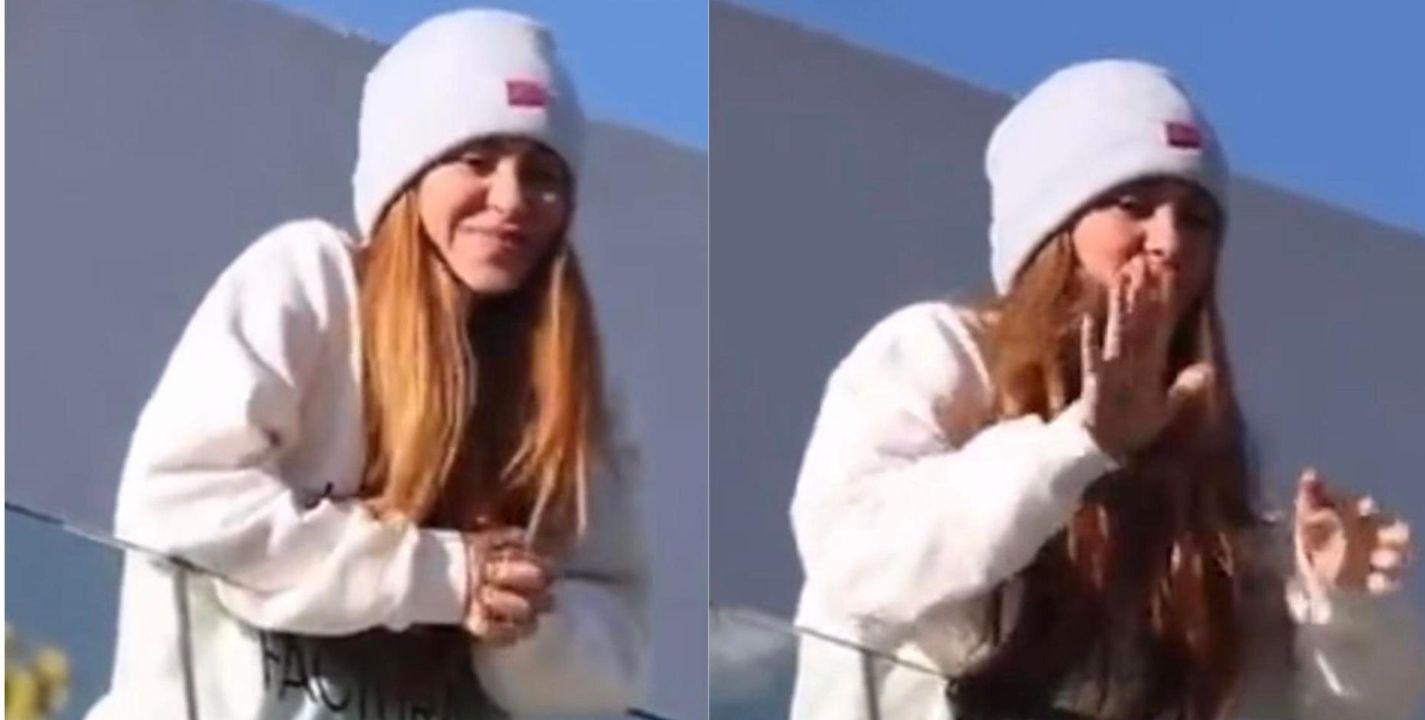 Shakira sale al balcón de su casa para saludar a fanáticas