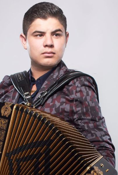 Alfredito Olivas: reportan presunto secuestro del cantante por grupo armado  | Estilo Musa Celebridades